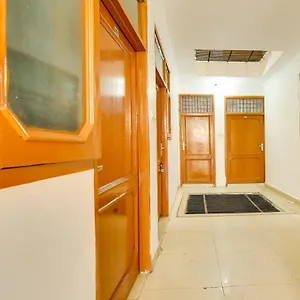 O Alok Palace Hotel